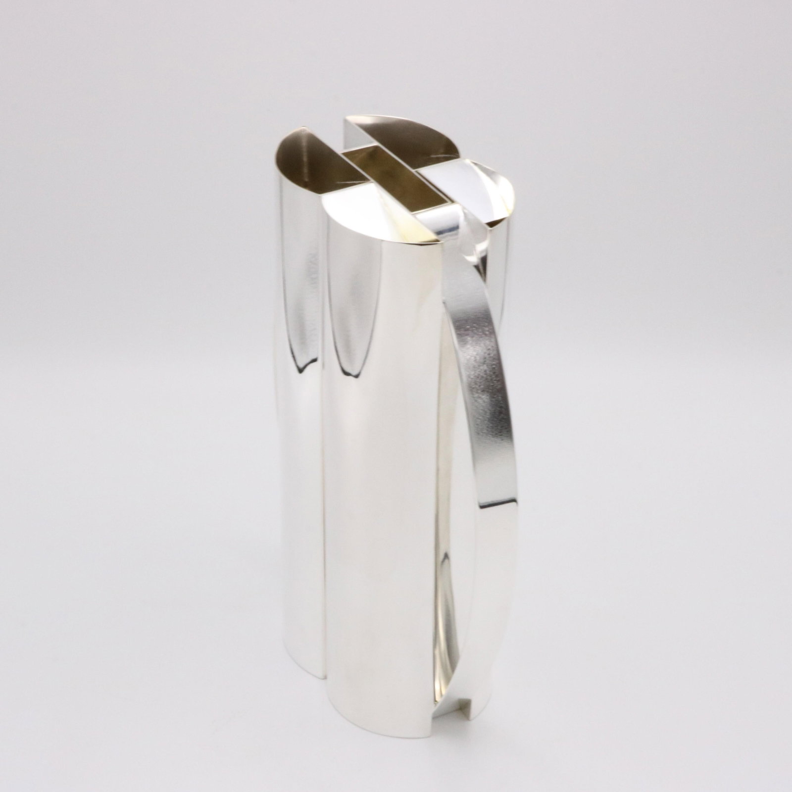 1980s Pair of Sterling Silver Interlocking Carafes - 4