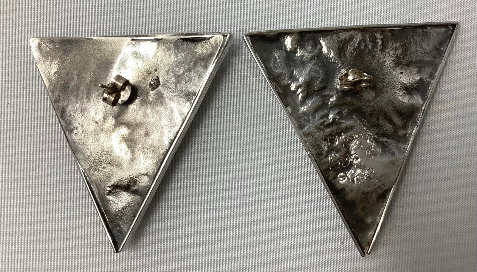 Late 20th Century Pair of Lynda Thorp Abstract Modernist Earrings, Sterling, Mixed Metal, Moonstone, - 2