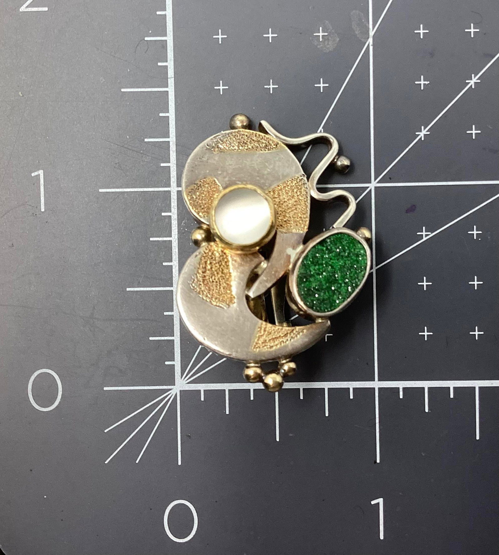 Mid 20th Century Tricia Young Sterling, 18k Gold, Druzy Quartz, and Moonstone Pin/Pendant and Earrin - 7