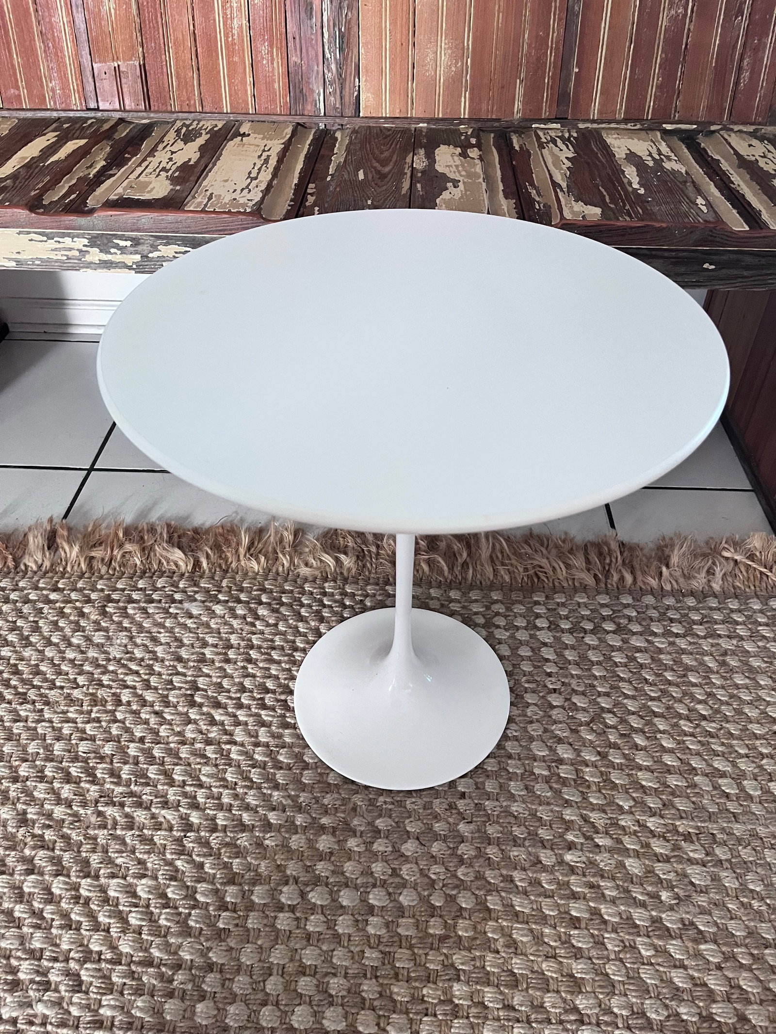 Vintage Knoll Saarinen 20" Round White Tulip Side Table by Eero Saarinen - 7