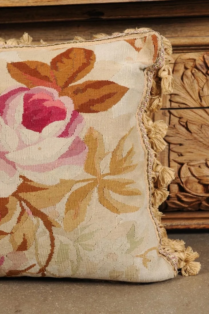 19th Century French Aubusson Woven Tapestry Pillow with Floral Décor and Tassels - 12