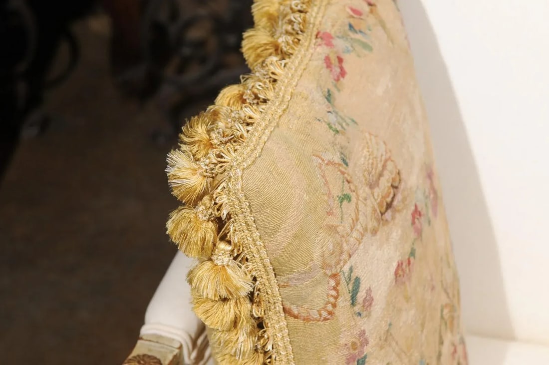 Early 19th Century French Silk & Angora Aubusson Tapestry Pillow with Flowers - 8