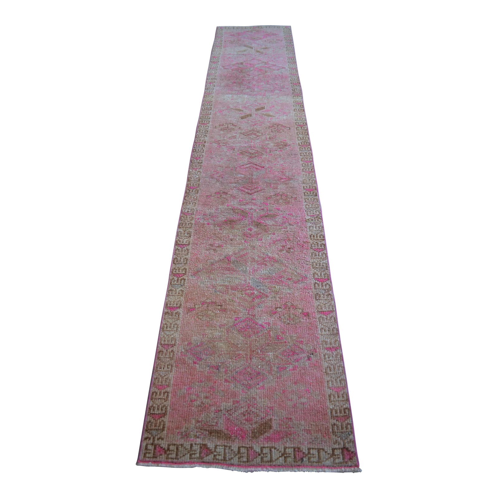 Vintage Turkish Oushak Runner Rug – Hand-Knotted Wool, Corridor Hallway Rug Narrow Hallway: Handwoven in Oushak, Turkey in the 1960s, this vintage runner embodies the timeless artistry of Anatolian weaving traditions. Its elongated proportions and artisanal construction make it a versatile