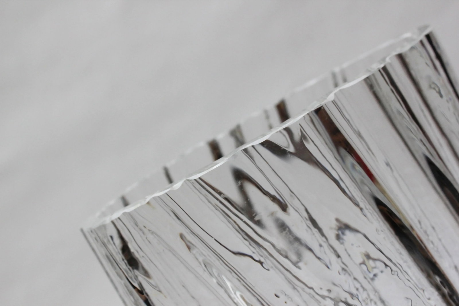 Large Mid-Century Modern Glass Vase by Tapio Wirkkala - 10