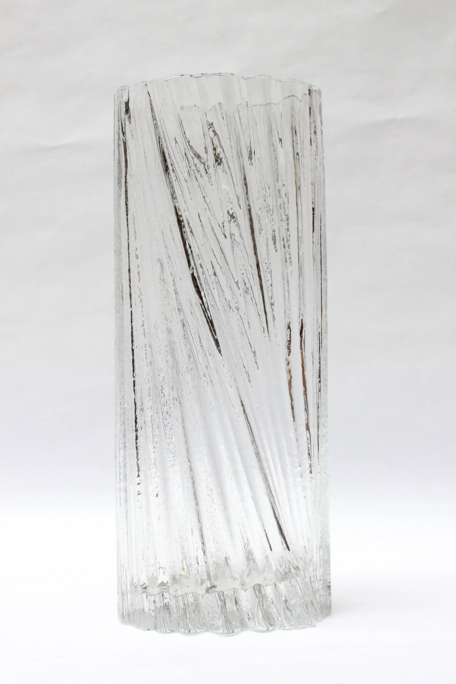 Large Mid-Century Modern Glass Vase by Tapio Wirkkala - 13