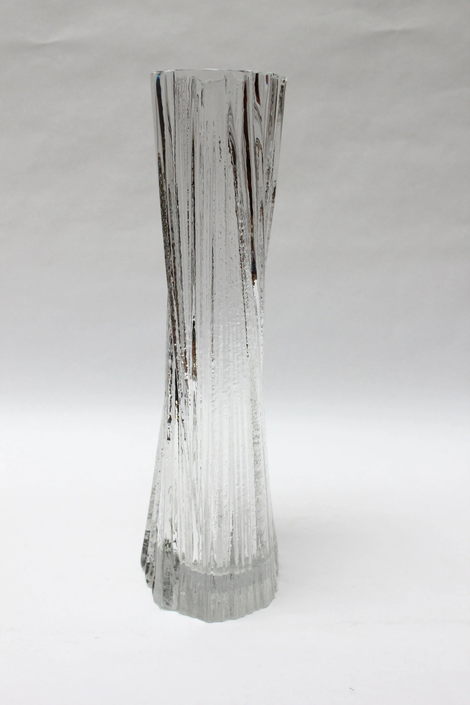 Large Mid-Century Modern Glass Vase by Tapio Wirkkala - 6