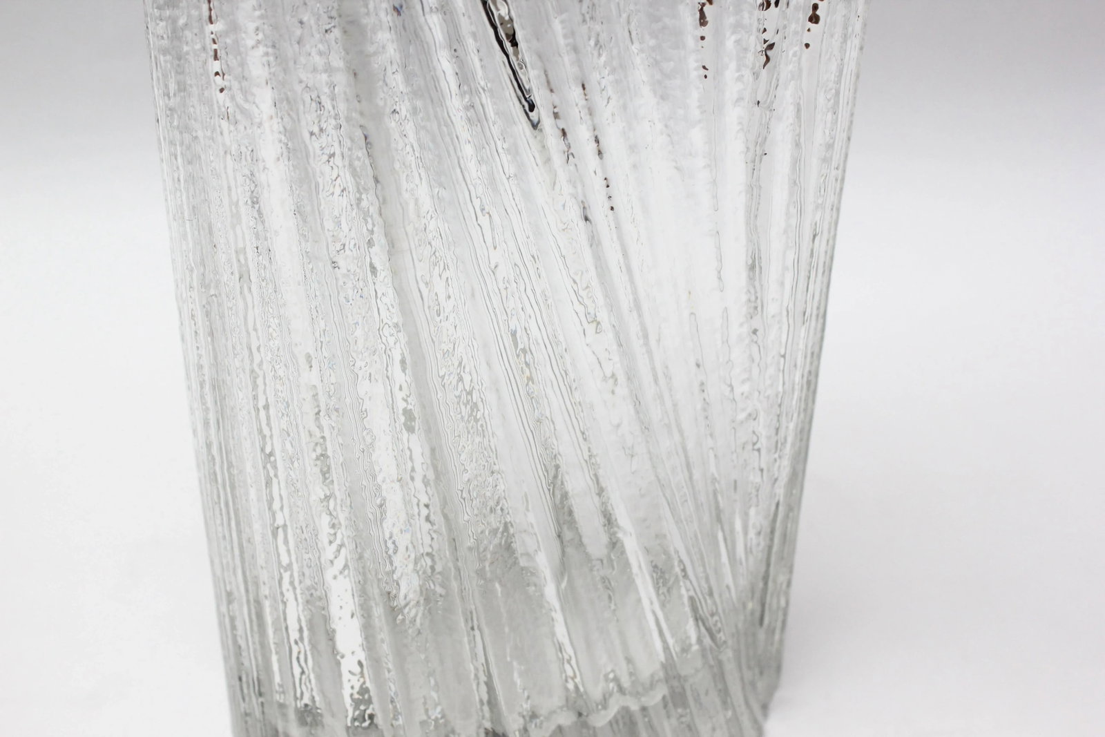 Large Mid-Century Modern Glass Vase by Tapio Wirkkala - 9