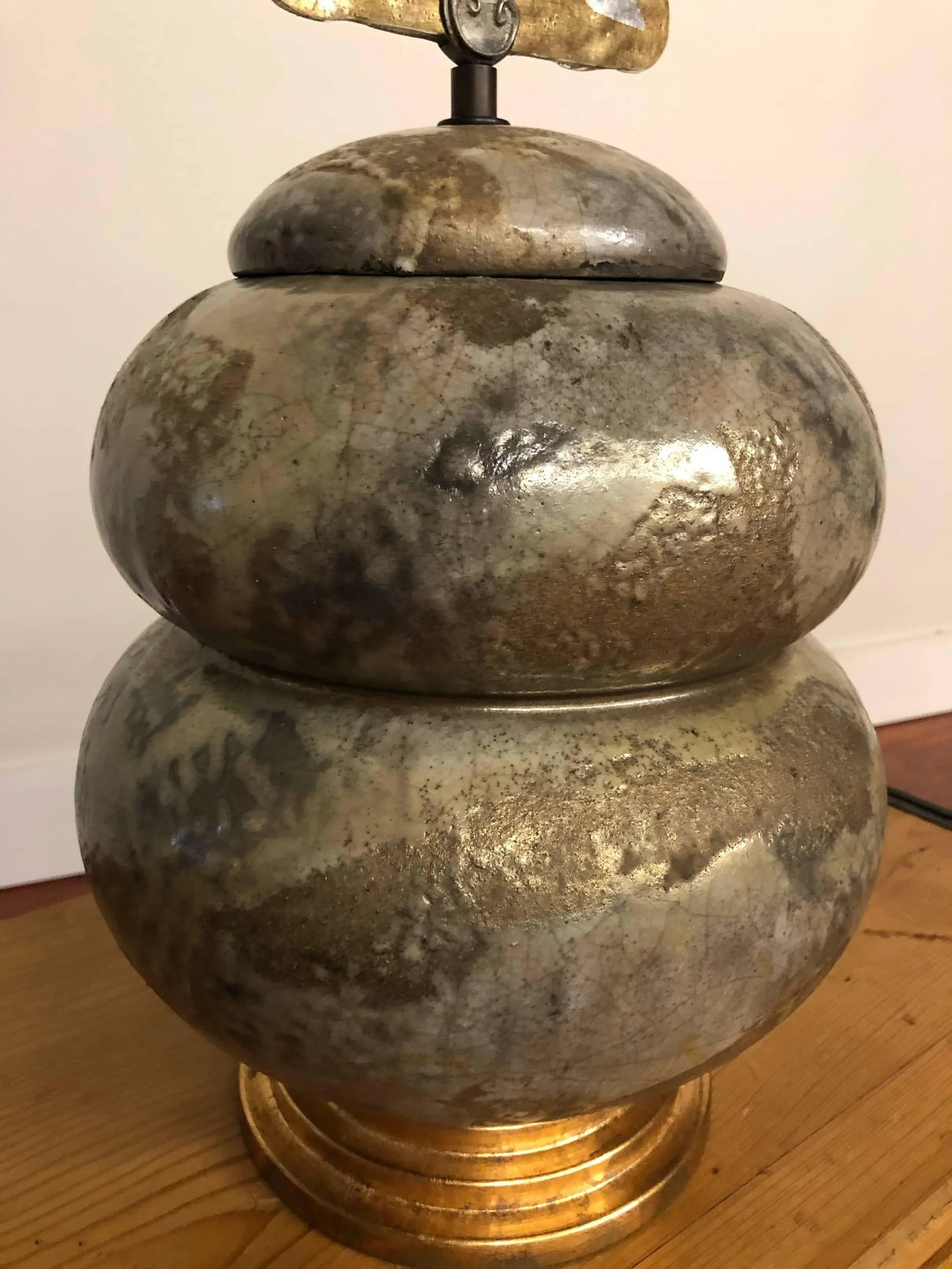 Tony Evans Signed Raku Pottery Urn With Handmade Glass Handle - 4