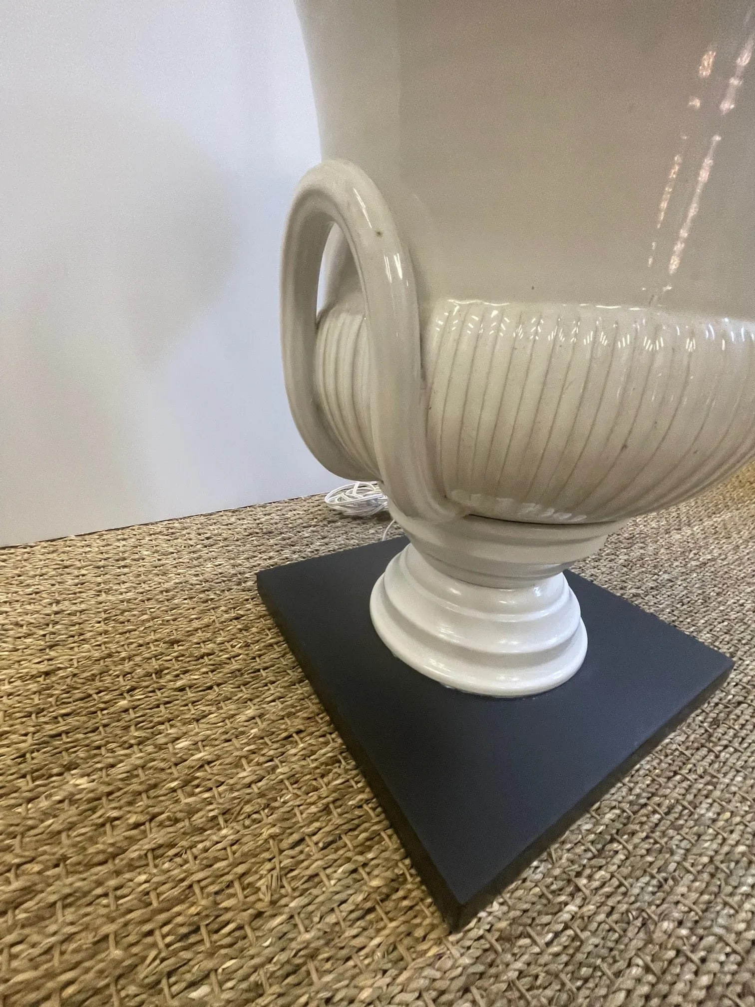 Pair of Dorothy Draper Style Urn Base Floor Lamp Side Tables - 8