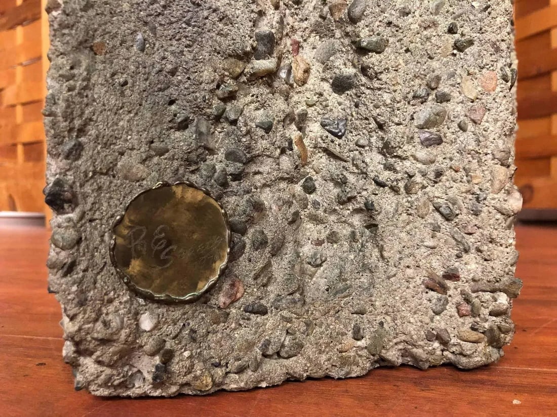 1970 Brutalist Metal Floor Sculpture in Concrete - Signed R. E. Sereda - 12