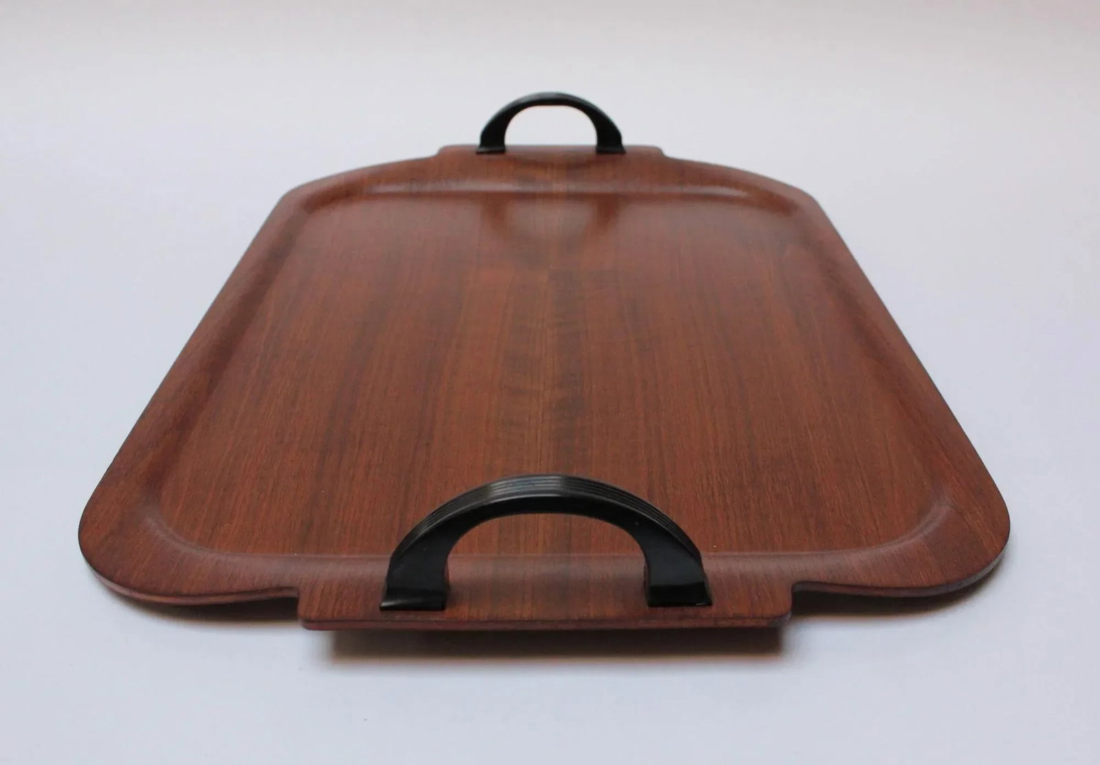 Large Mid-Century Modern Walnut Tray With Bakelite Handles by Faberware - 2