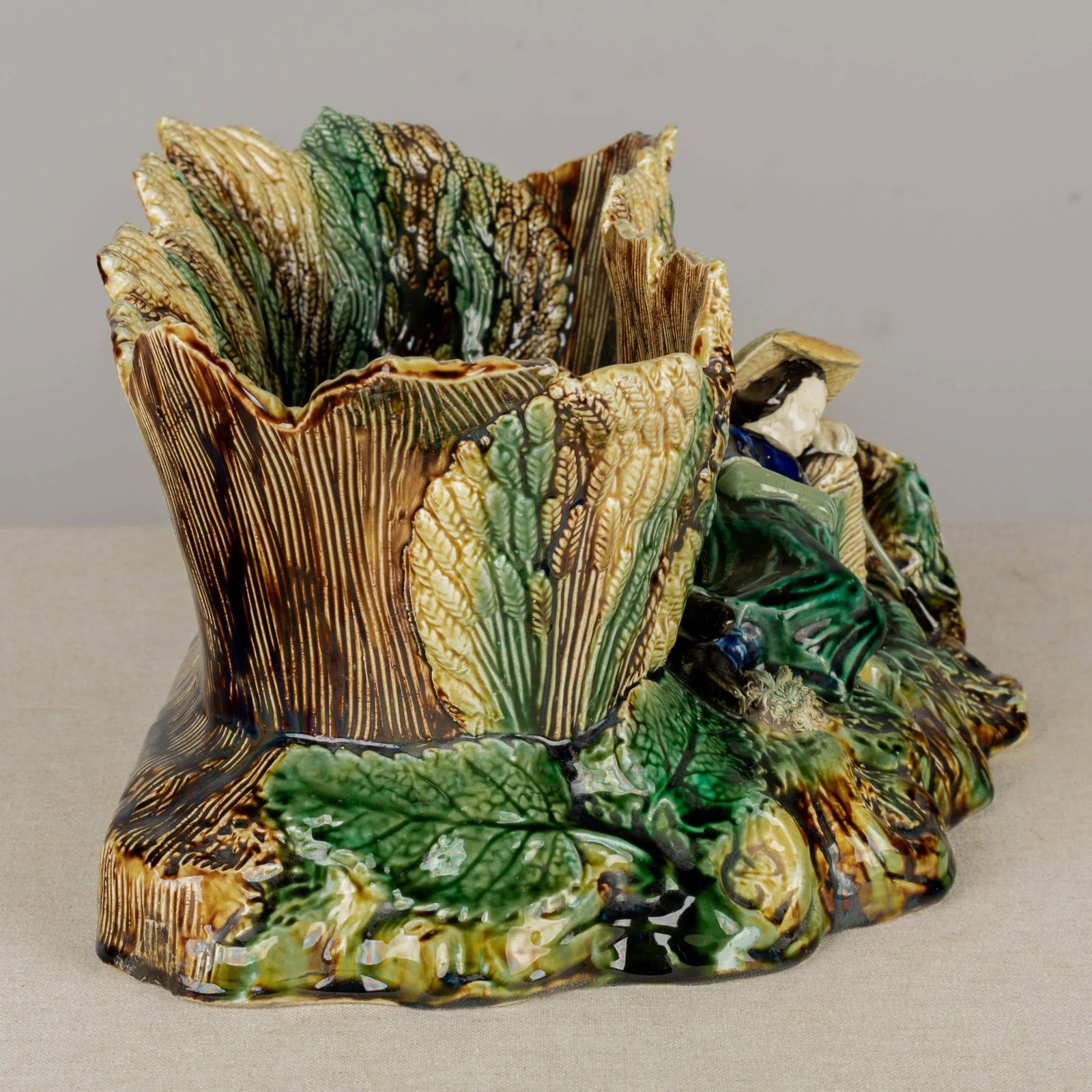 English Majolica Jardinière - 9