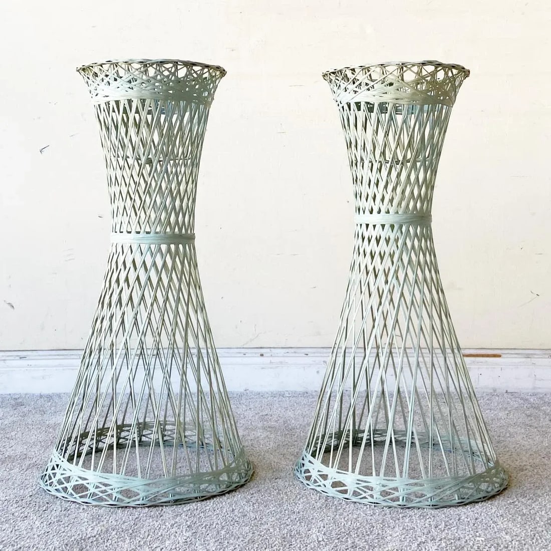 Mid Century Modern Russell Woodard Spun Fiberglass Plant Stands - a Pair - 2