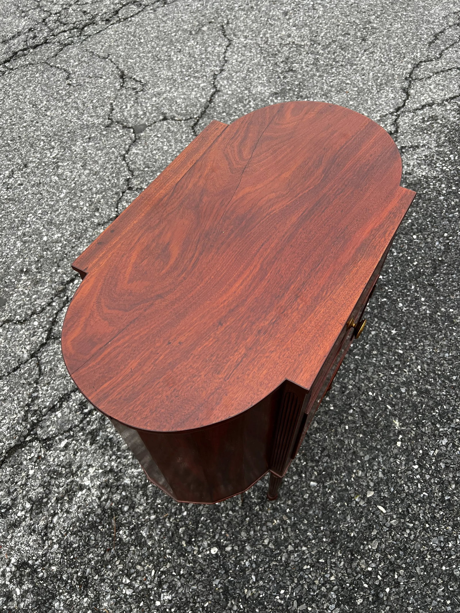 Antique Sheraton Astragal Sewing Stand Table, Philadelphia, Circa 1810s - 6
