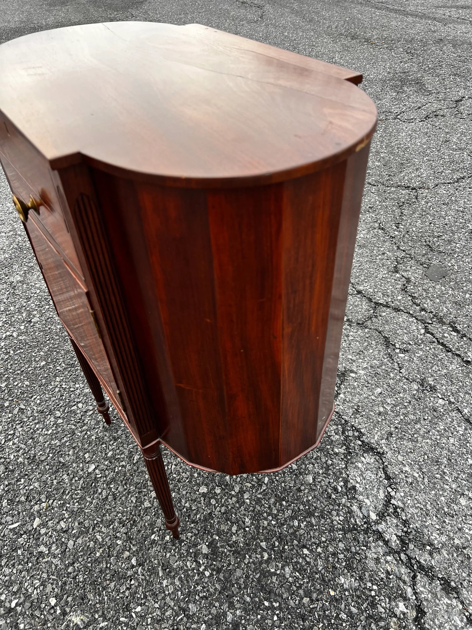 Antique Sheraton Astragal Sewing Stand Table, Philadelphia, Circa 1810s - 8