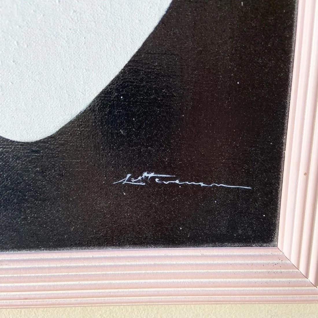 Postmodern/Chinoiserie Framed and Signed Oil Painting of Lady With Fan - 4