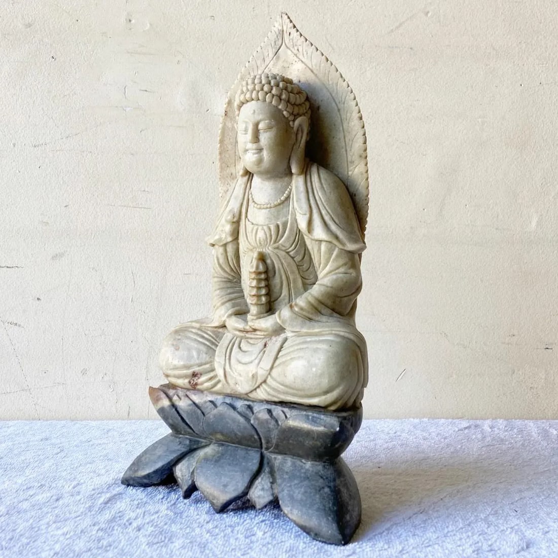 Hand Carved Soap Stone Chinese Buddha Sculpture - 10