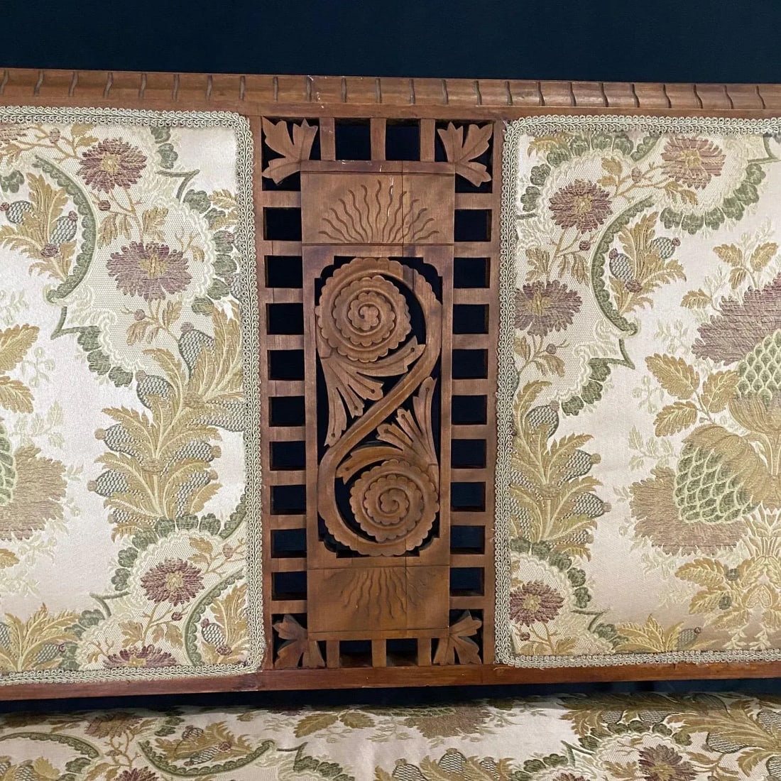 Authentic Rare Eastlake Aesthetic Movement Ornate Carved Walnut Loveseat - 10