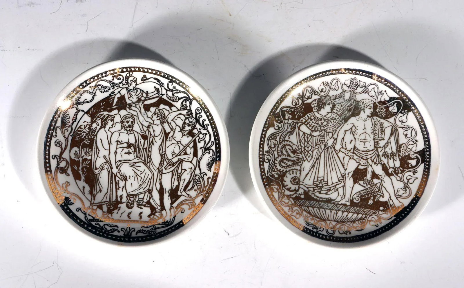 1950s Piero Fornasetti Ceramic Complete Set of Neo-Classical Mythological Gold Coasters- Mitologia P - 4
