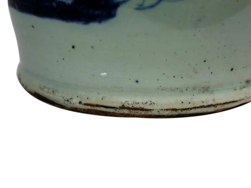 Mid 19th Century Chinese Large Blue and White Porcelain Vase - 3