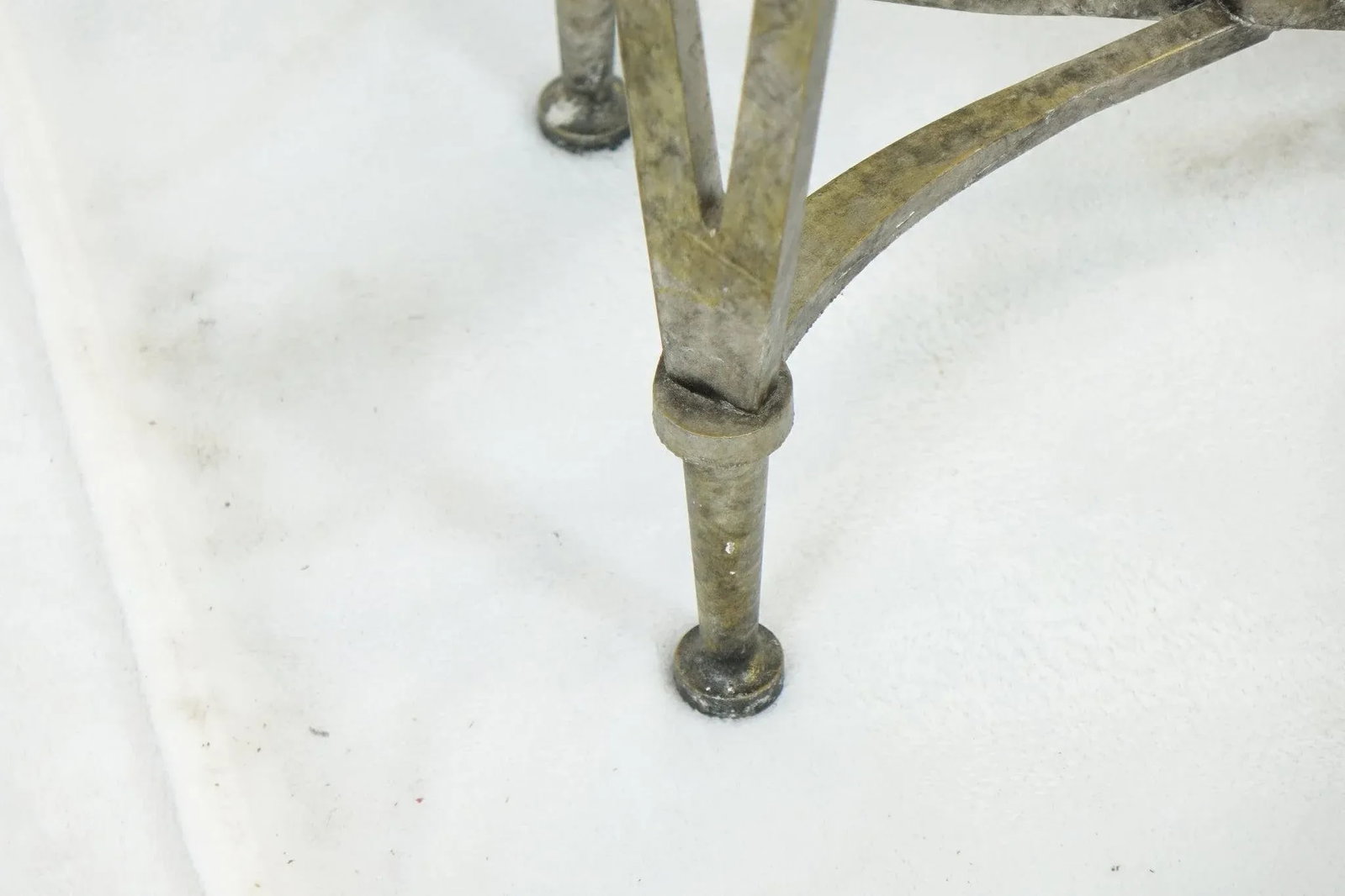 Mid 20th Century Modern Metal And Glass Side Table - 7