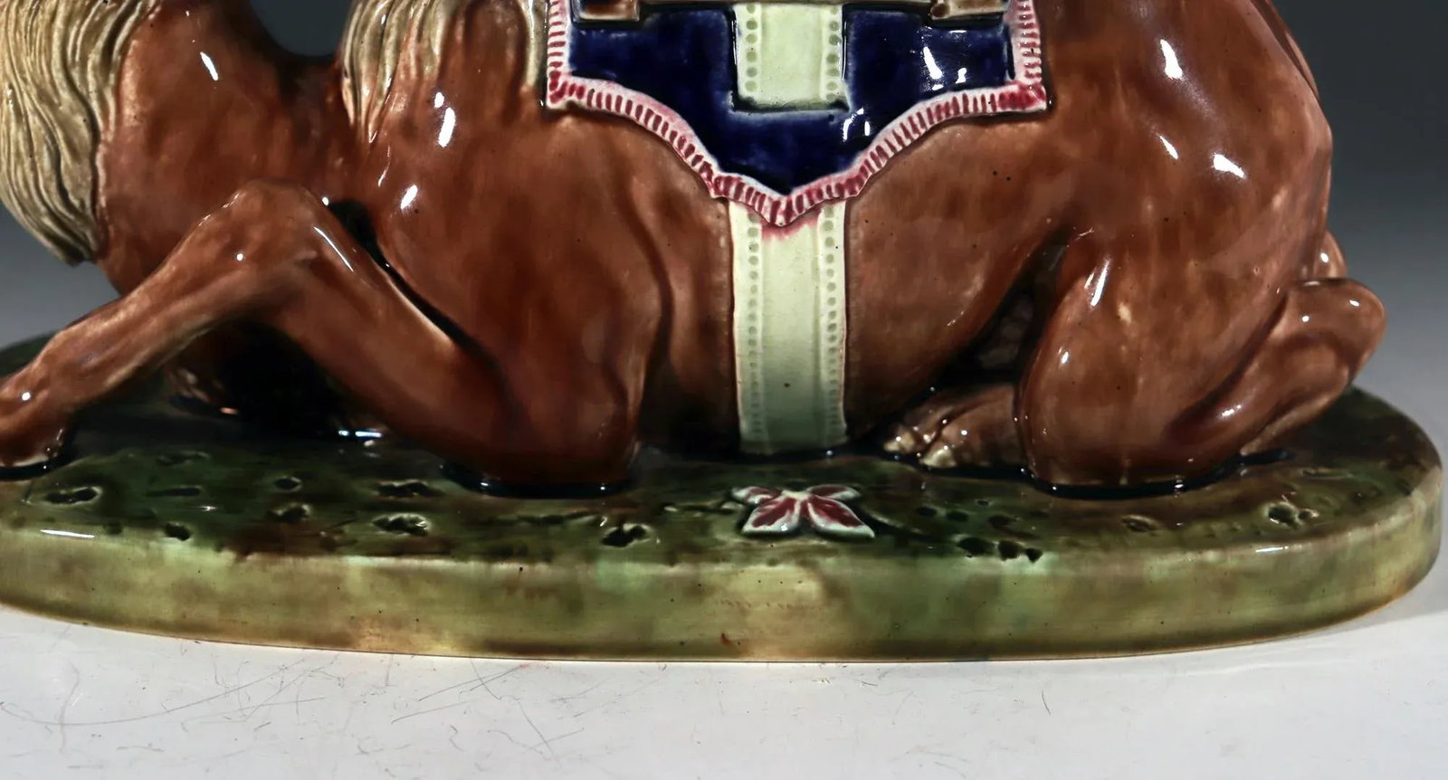 French St. Amand Majolica Camel-Form Lidded Box - 6