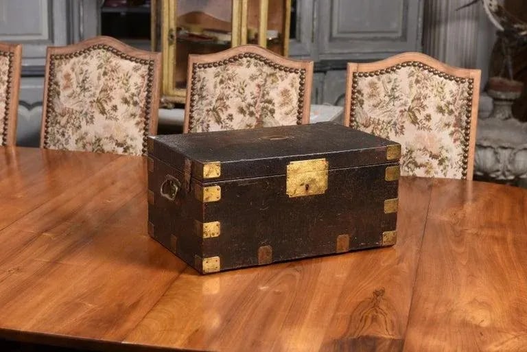 19th Century French Maison Gellée et Gainier Leather and Brass over Wood Decorative Box - 3