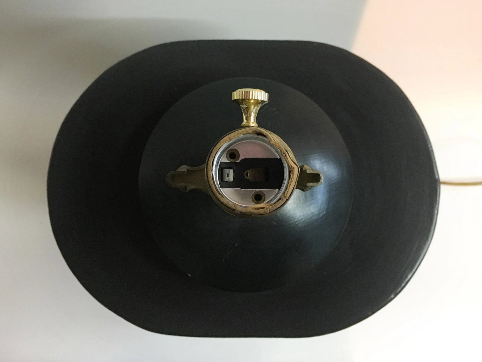 Late 20th Century Oval English Style Tea Caddy Lamp - 6