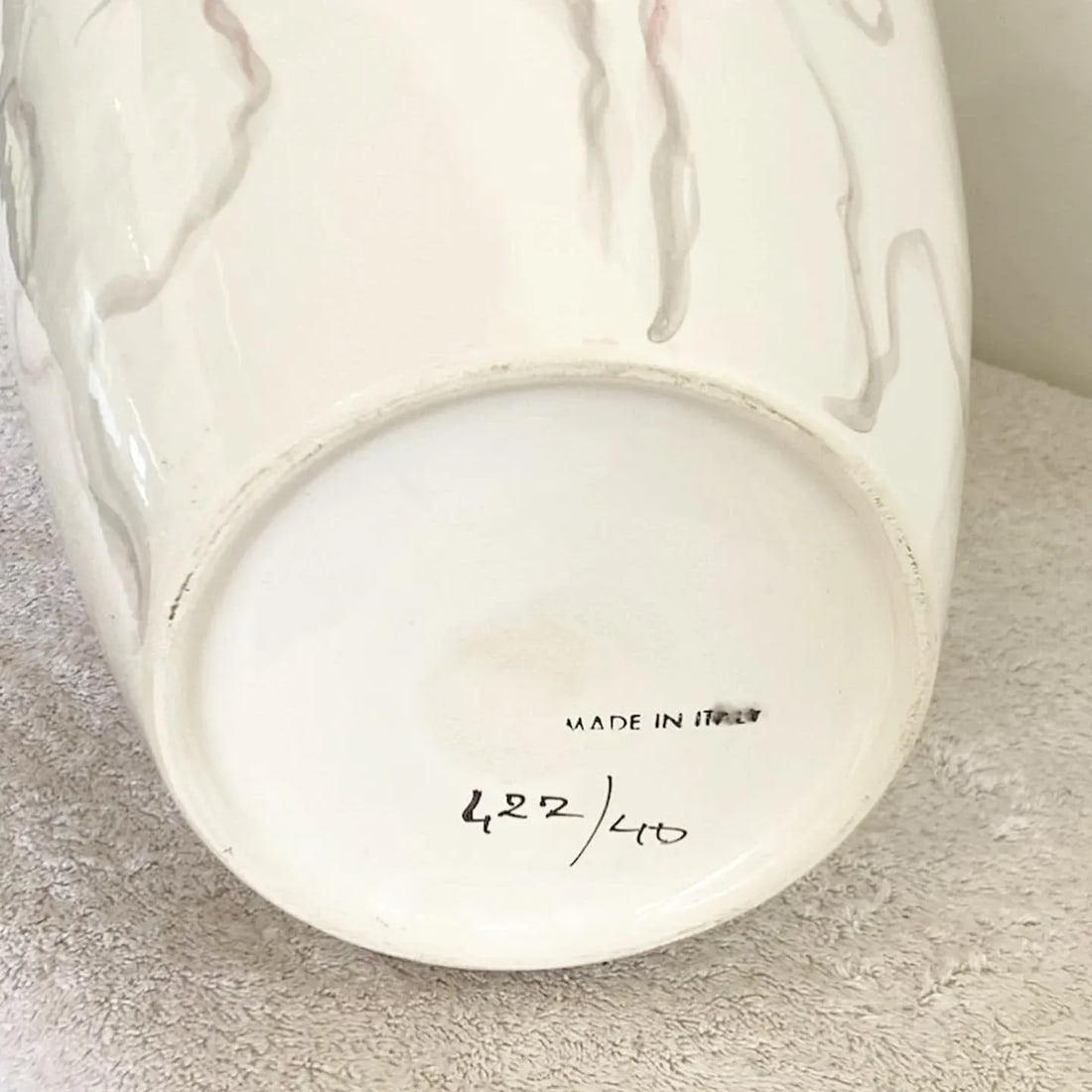 Italian Postmodern Cream With Colored Streak Vase - 4