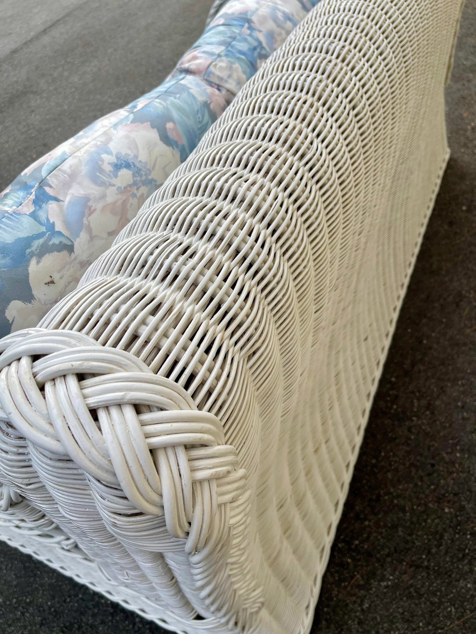 Vintage Coastal Boho Chic White Lexington Henry Link Wicker Three Seat Sofa With Blue Cushions - 10