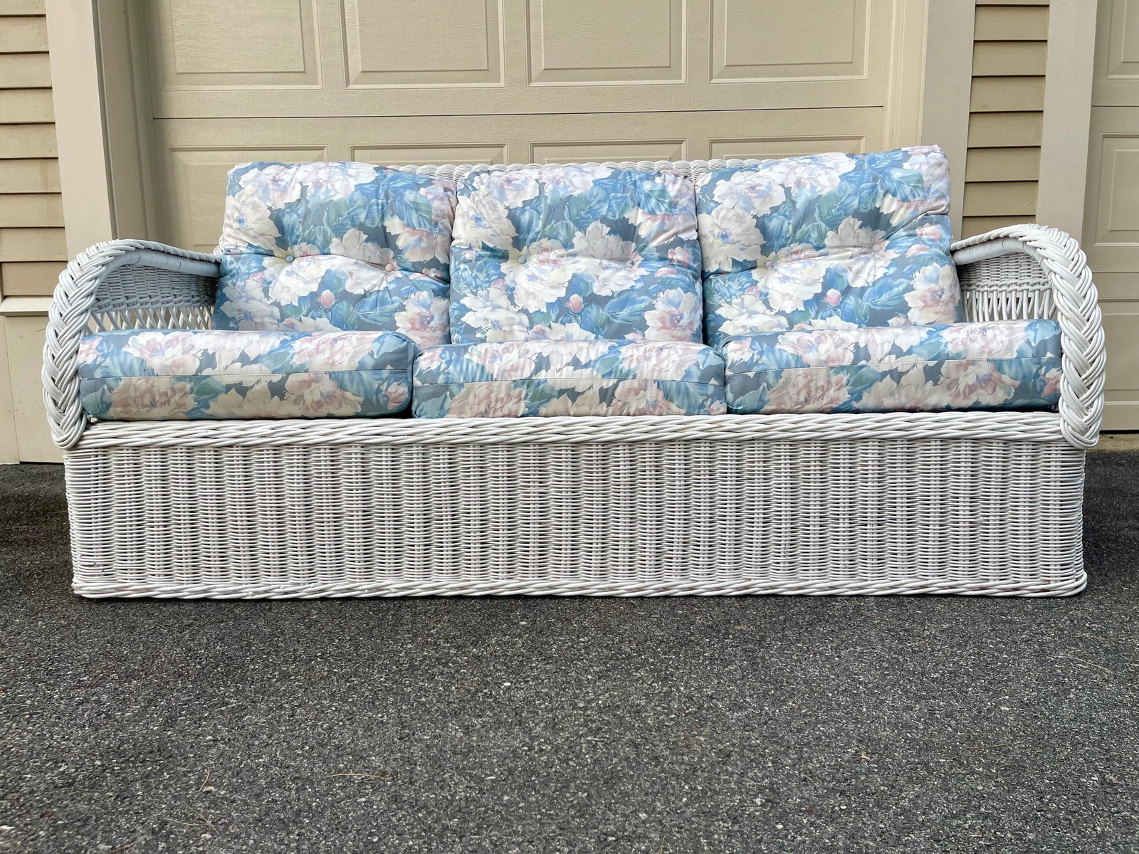 Vintage Coastal Boho Chic White Lexington Henry Link Wicker Three Seat Sofa With Blue Cushions - 8