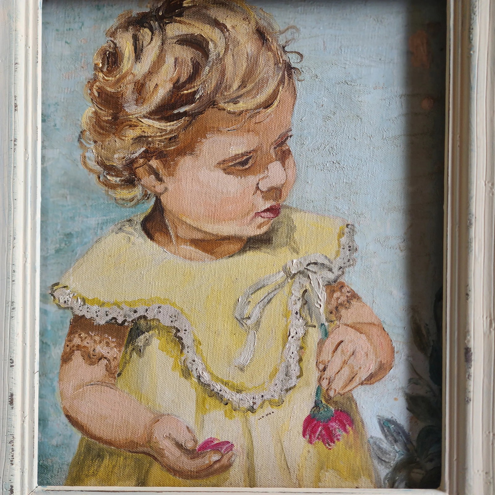 Mid 20th Century Expressionist Portrait Painting of a Baby Girl in a Yellow Dress, Framed - 2
