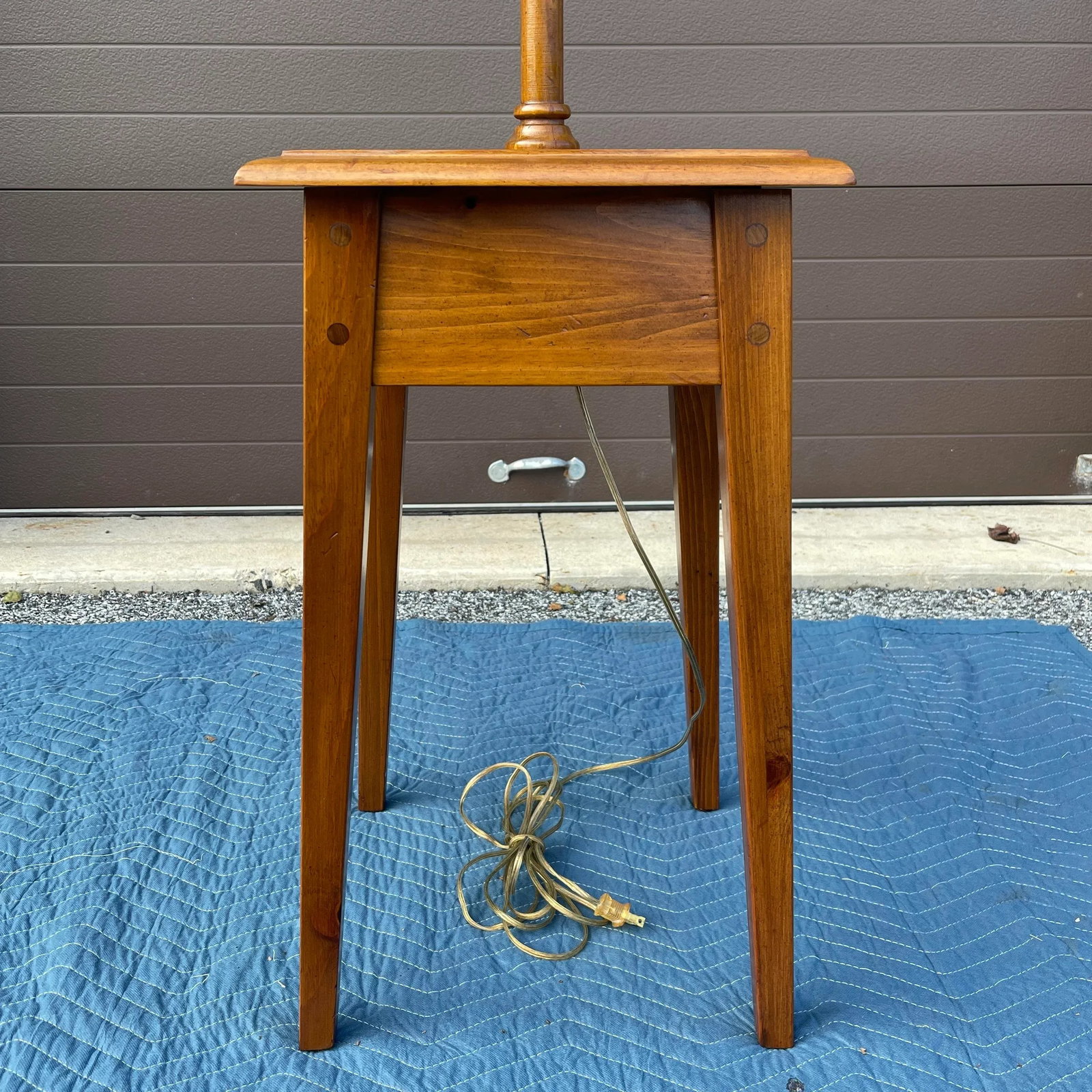1980s Ethan Allen Country Craftsman Collection Traditional Rustic Pine Floor Lamp - 9