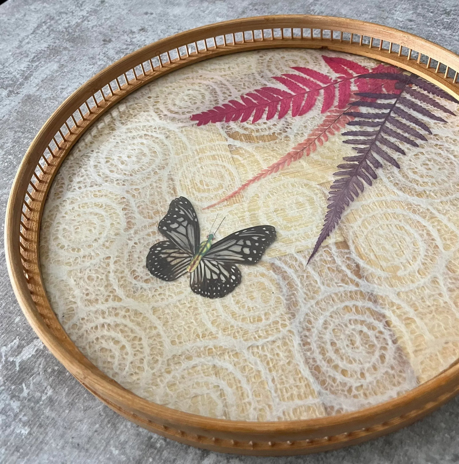 1970s Boho Chic Pressed Butterfly Bamboo Tray - 5