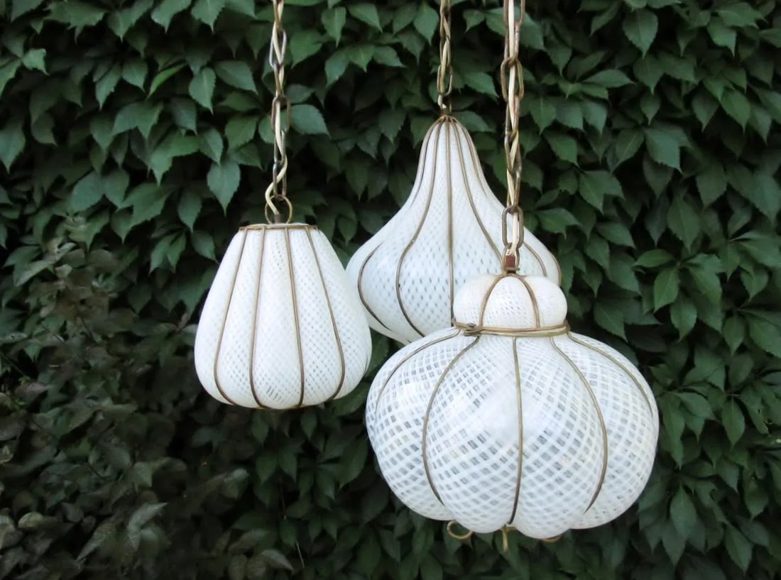 20th Century Hollywood Regency Feldman Triple Pendant - 3
