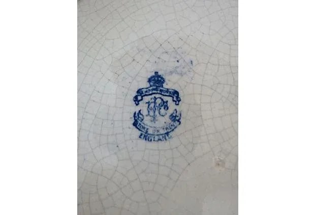 Antique Hand-Painted Staffordshire English Wall Plate - 7