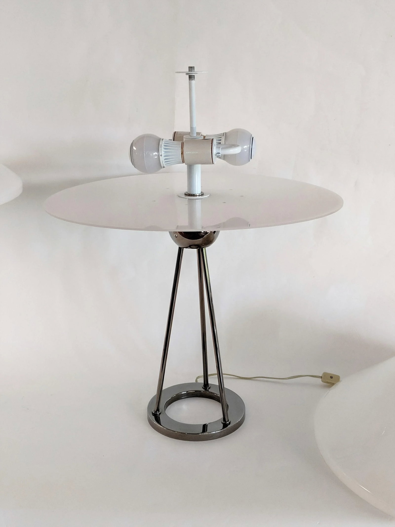 1970s Vintage Van Nessen Chrome and Lucite Table Lamps - A Pair - 11