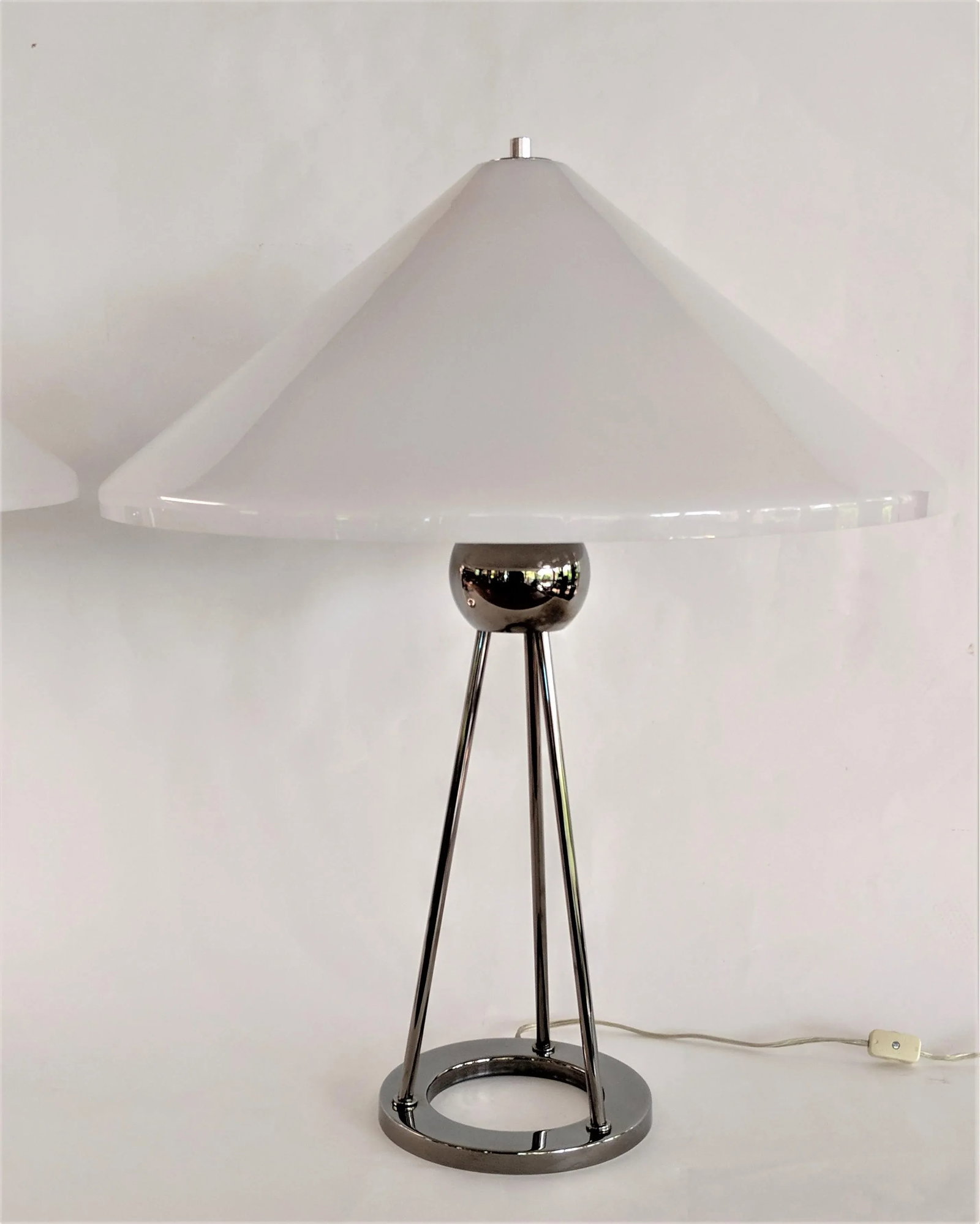 1970s Vintage Van Nessen Chrome and Lucite Table Lamps - A Pair - 5
