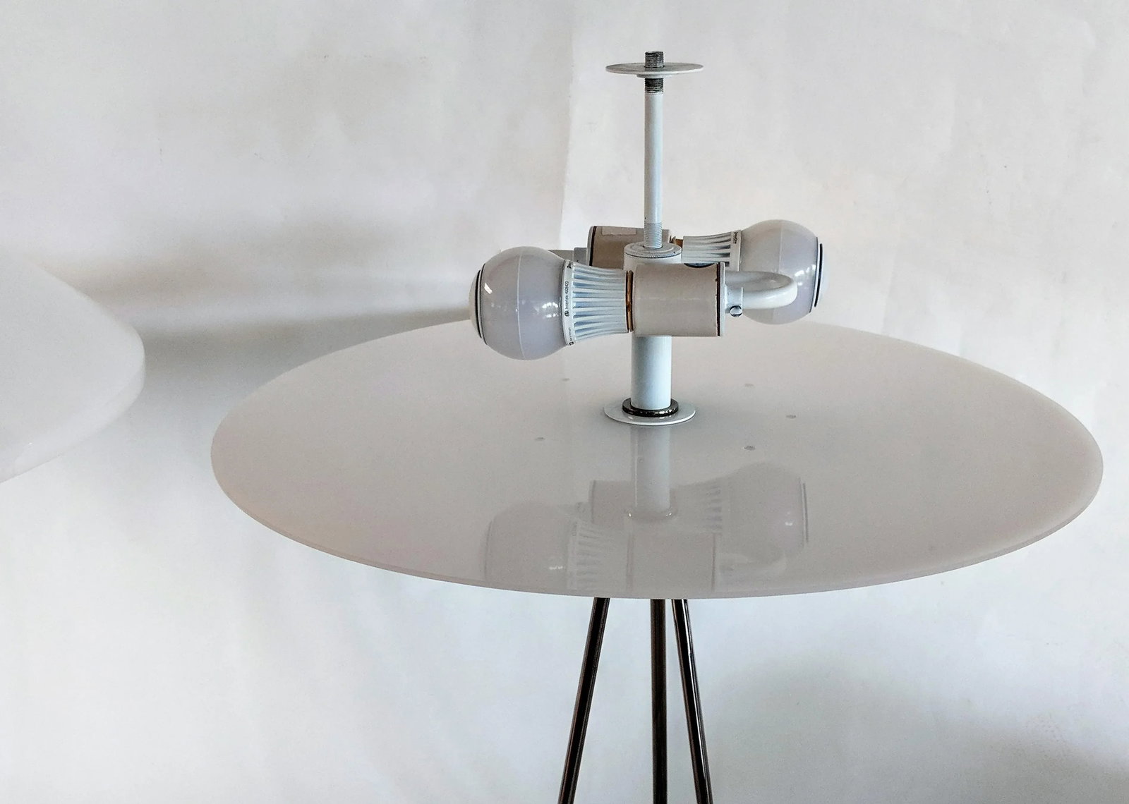 1970s Vintage Van Nessen Chrome and Lucite Table Lamps - A Pair - 7