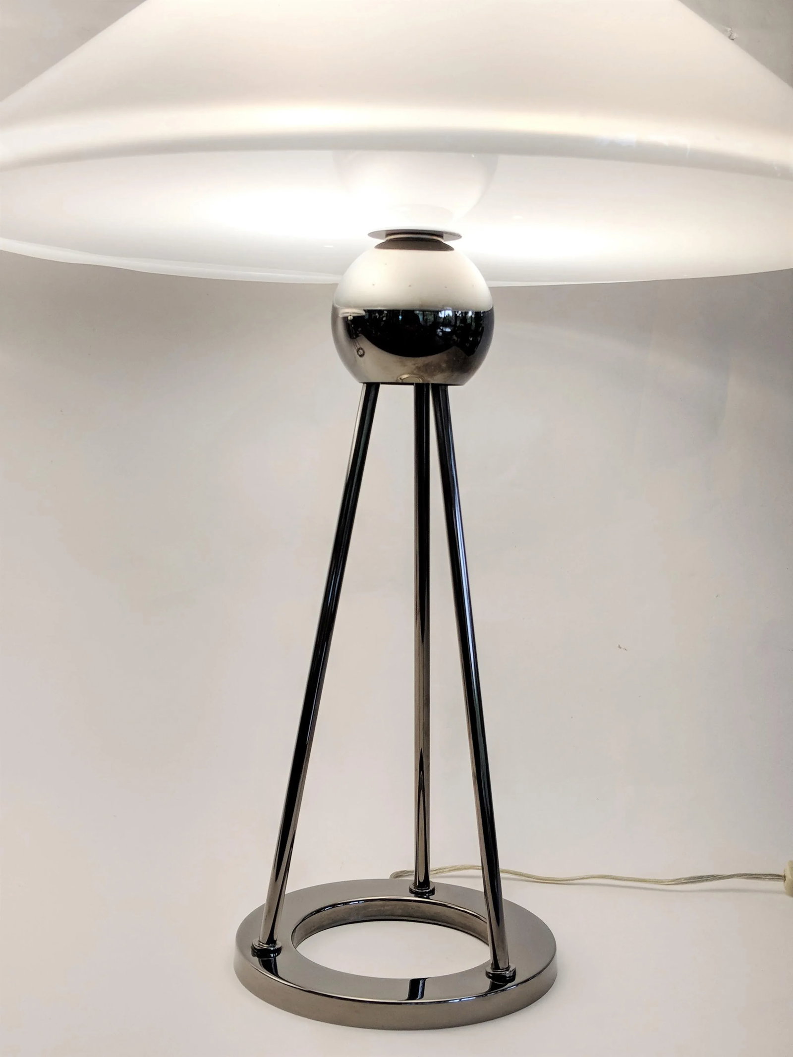 1970s Vintage Van Nessen Chrome and Lucite Table Lamps - A Pair - 8