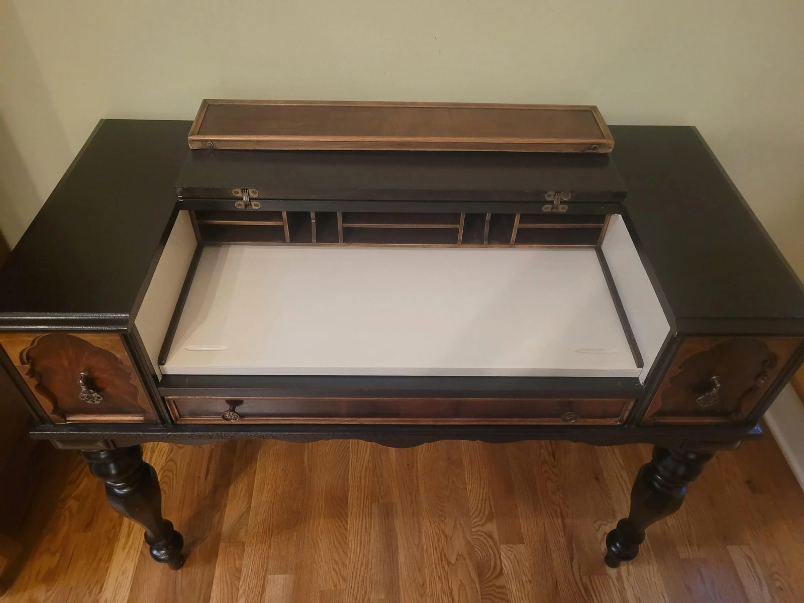 Restored 1930's Hekman Spinet Desk - 5