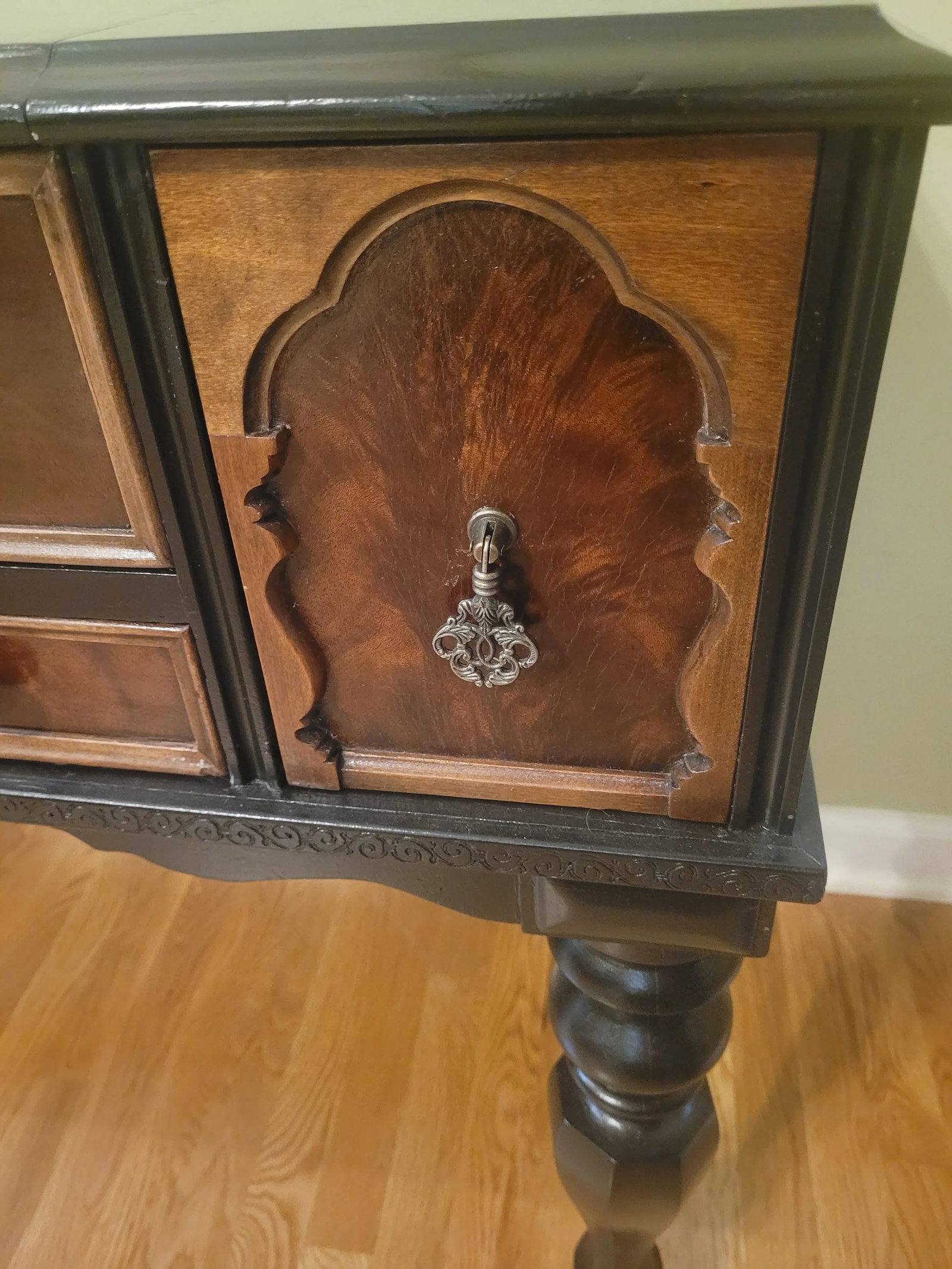 Restored 1930's Hekman Spinet Desk - 9