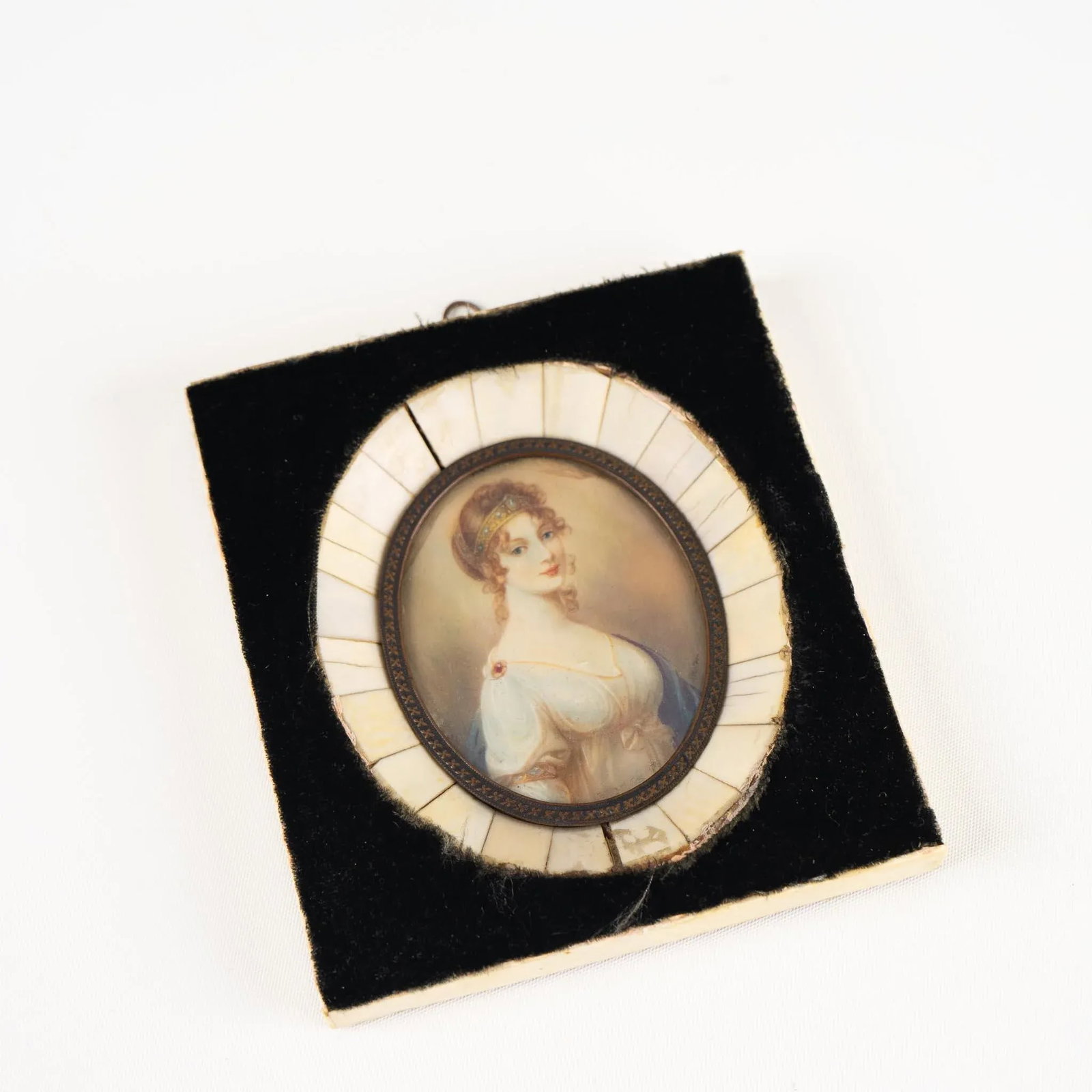 Antique 19th Century Miniature Portrait of Queen Louise - 6