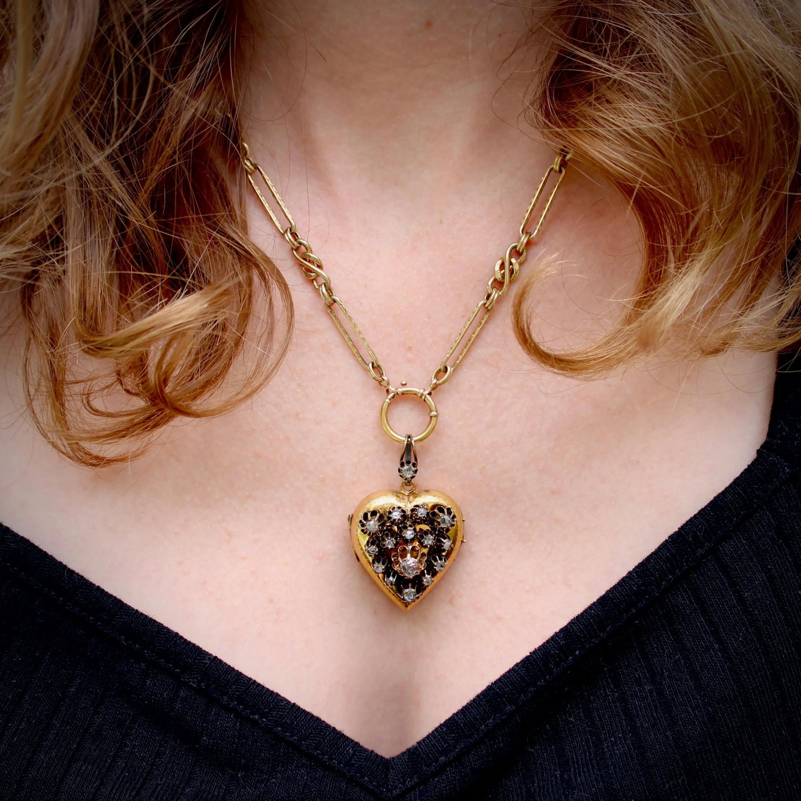 Victorian 18K Gold Rose Cut Diamond Encrusted Heart Locket - 5