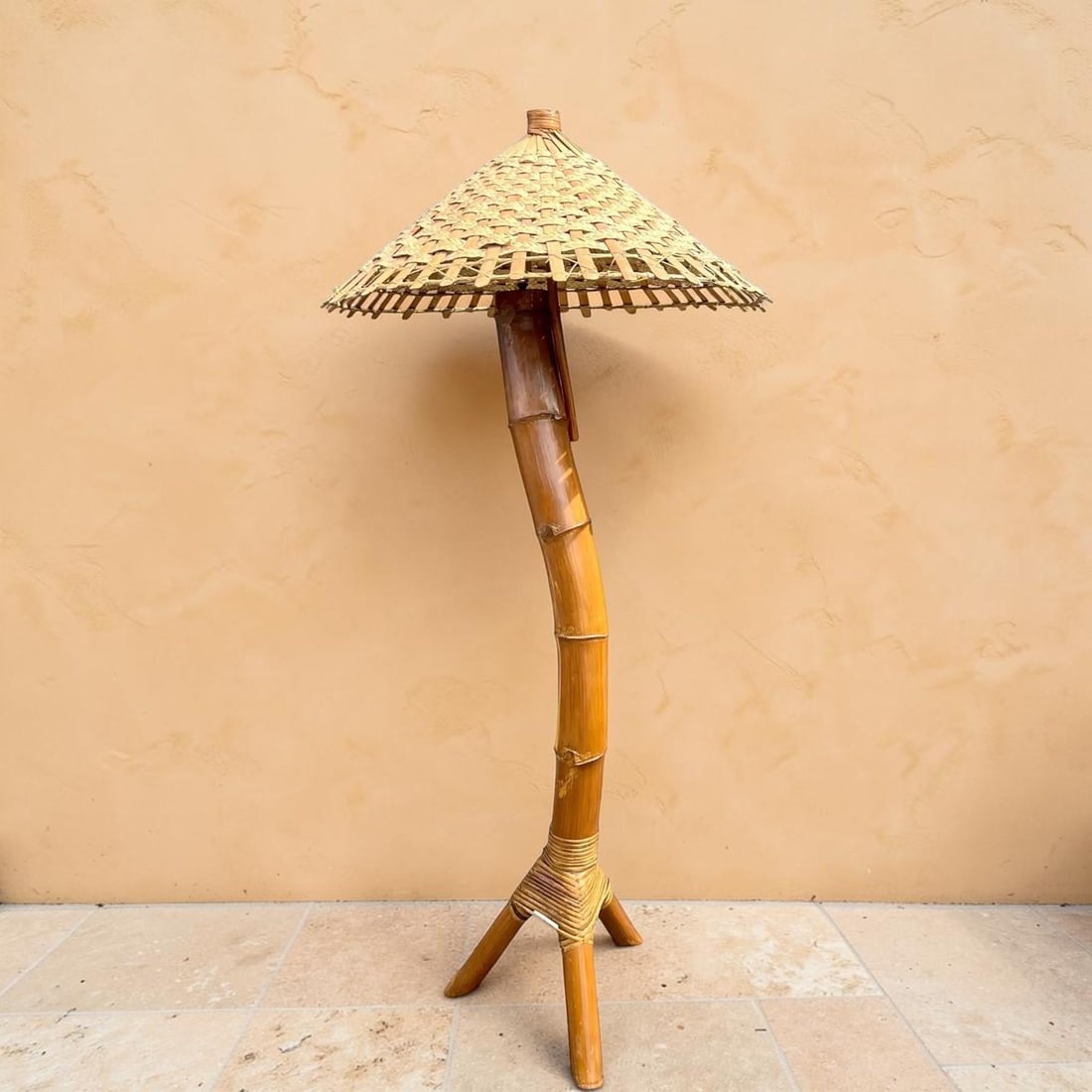 1970s Monumental Coastal Bamboo Floor Lamp - 2