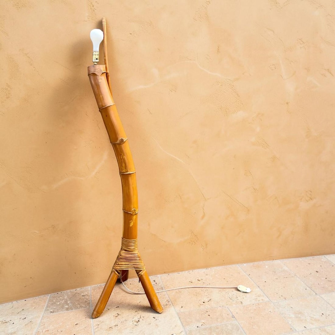 1970s Monumental Coastal Bamboo Floor Lamp - 4