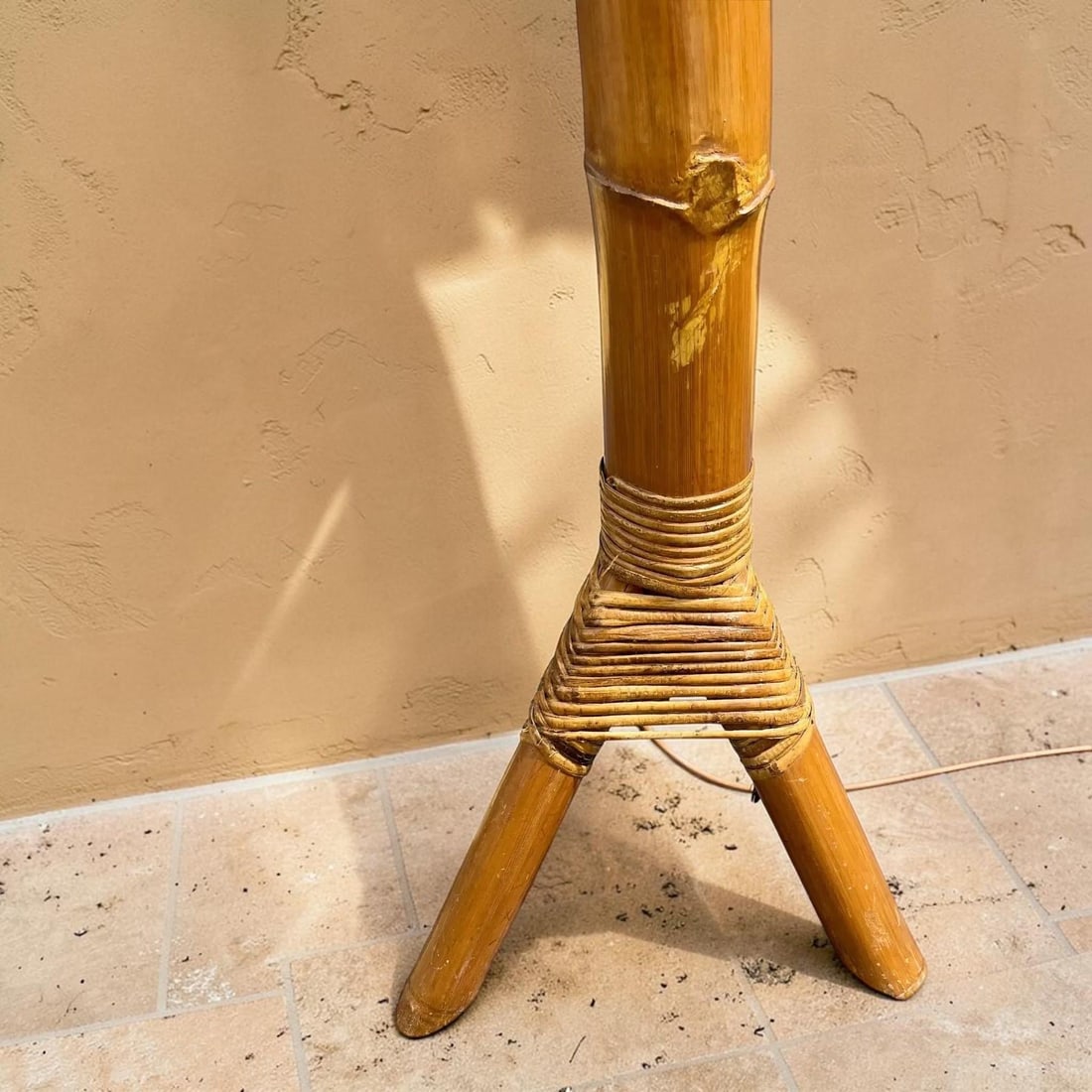 1970s Monumental Coastal Bamboo Floor Lamp - 6