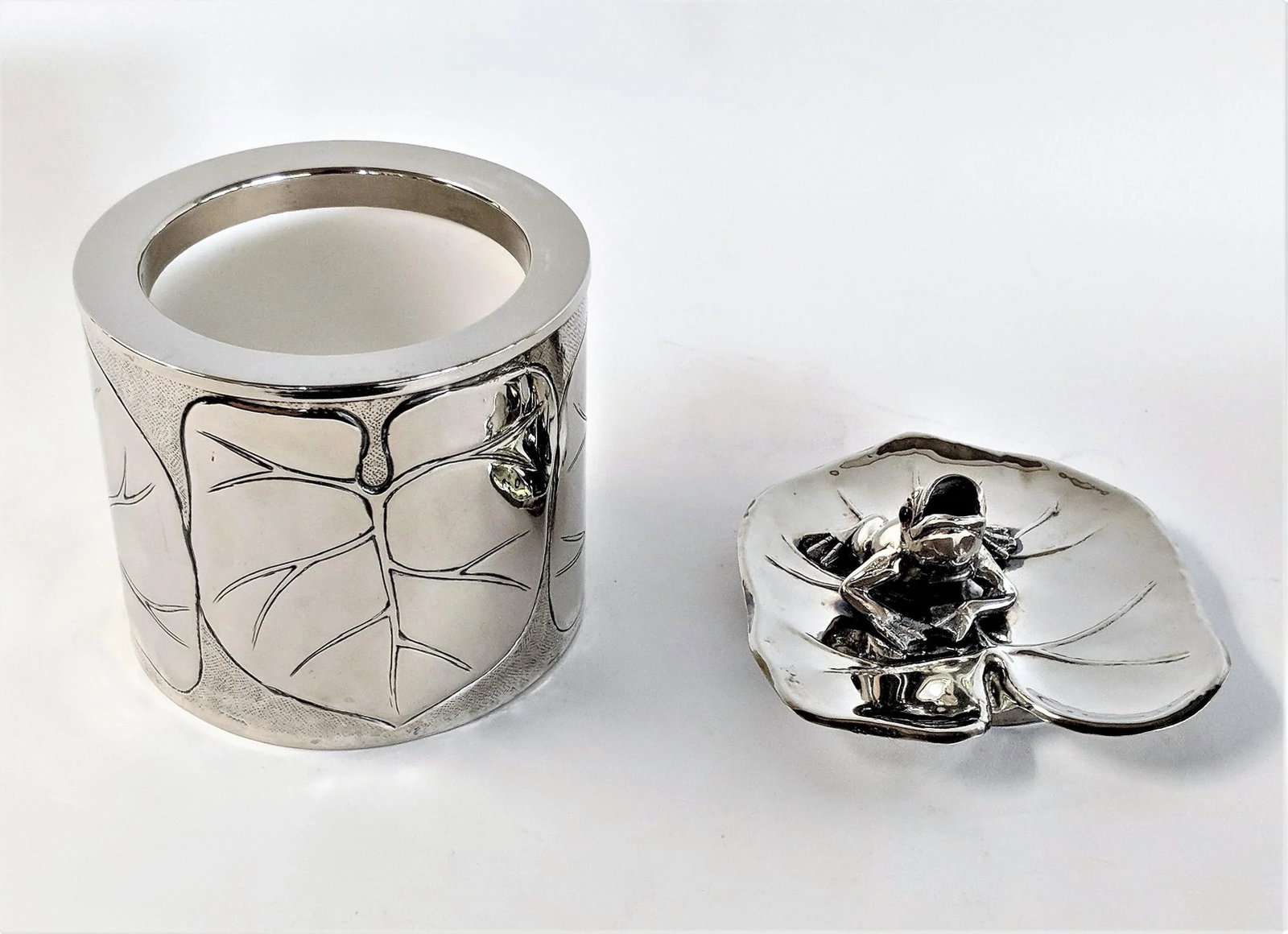 1980s Vintage Silver Plated Frog and Lily Pad Ice Bucket - 3