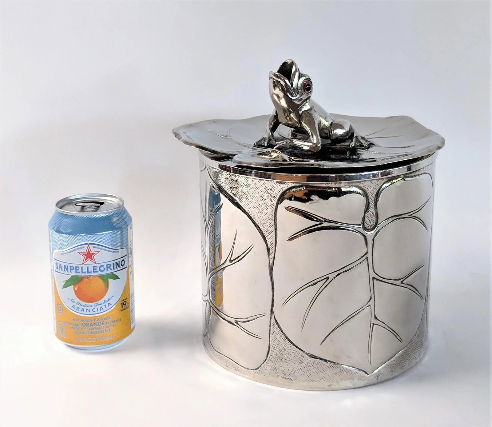 1980s Vintage Silver Plated Frog and Lily Pad Ice Bucket - 4