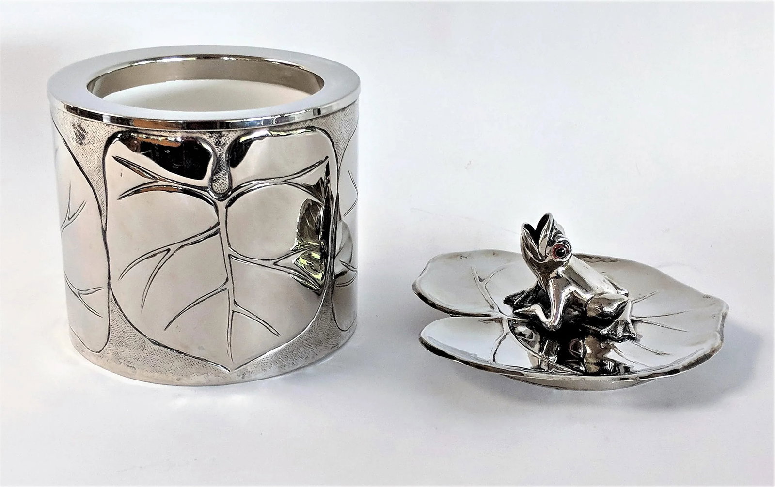 1980s Vintage Silver Plated Frog and Lily Pad Ice Bucket - 6